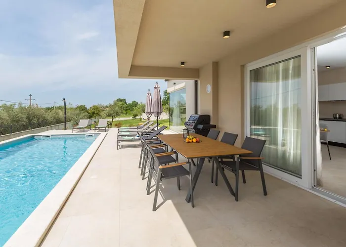 Bella N Vila Visnjan