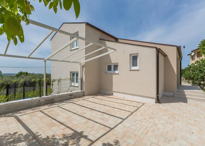 Bella N Vila Visnjan